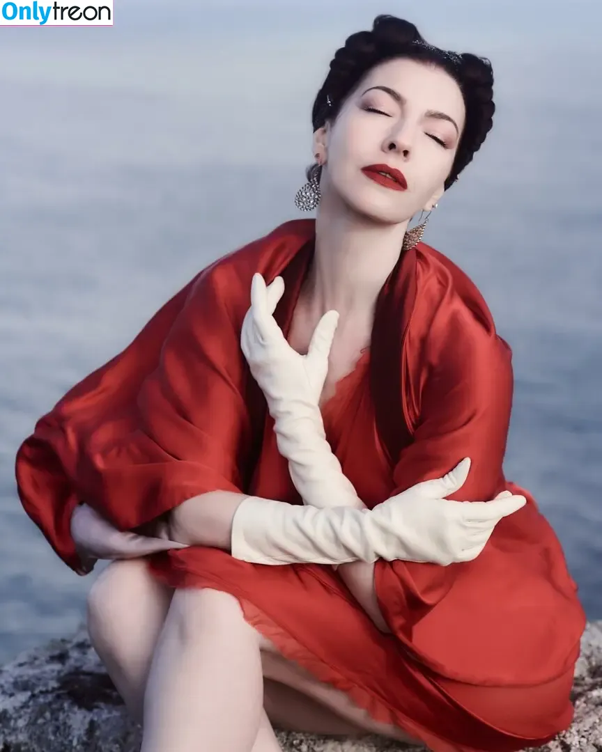 Chrysta Bell nude photo #0016 (Chrysta Bell)