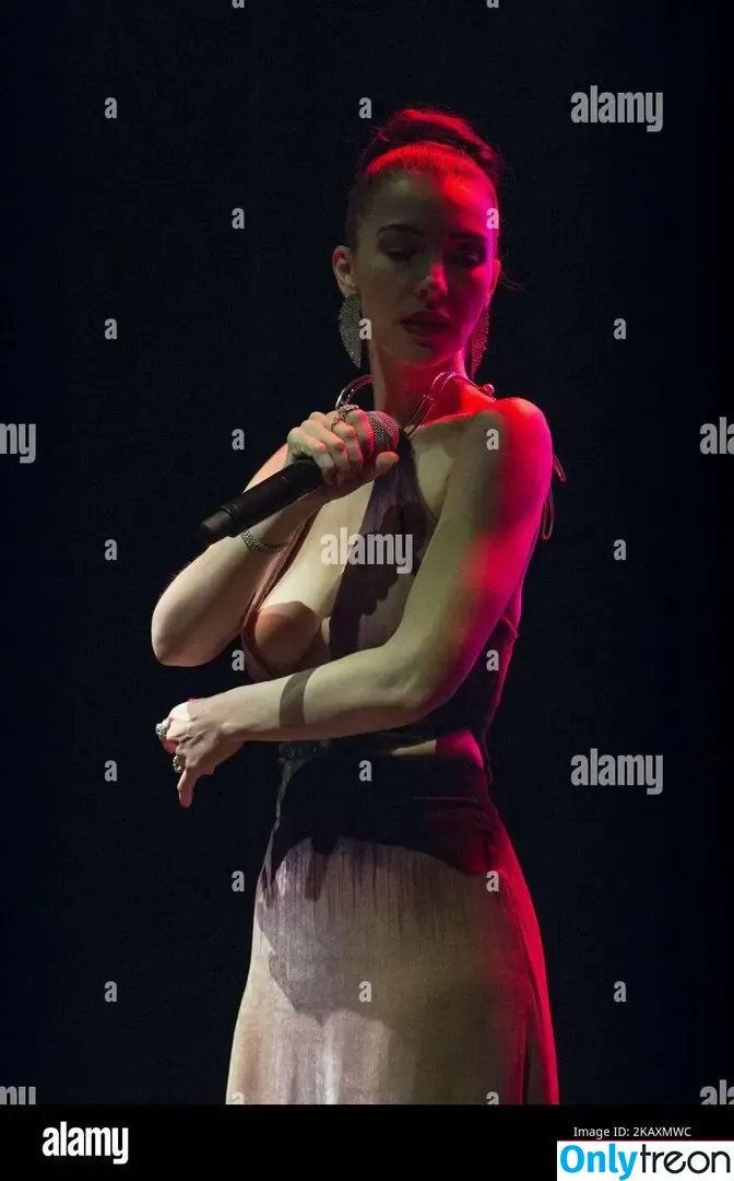 Chrysta Bell nude photo #0018 (Chrysta Bell)