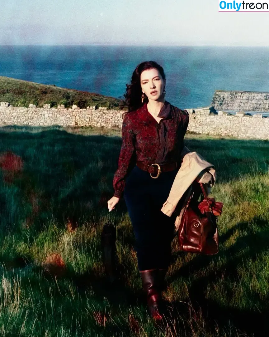 Chrysta Bell nude photo #0019 (Chrysta Bell)