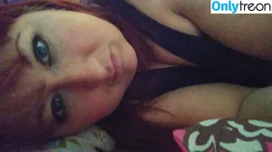 chubbybbwqueen / justholdon1 nude photo #0018