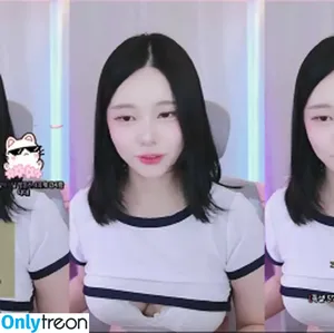 ChuJeong / do__.dong / mm3mmm / 츄정 nude photo #0057