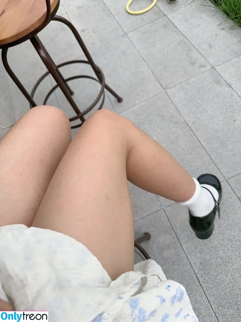 Chunmomo nude photo #0808 (chunmomo0127 / chunmomo_ / 蠢沫沫momo)