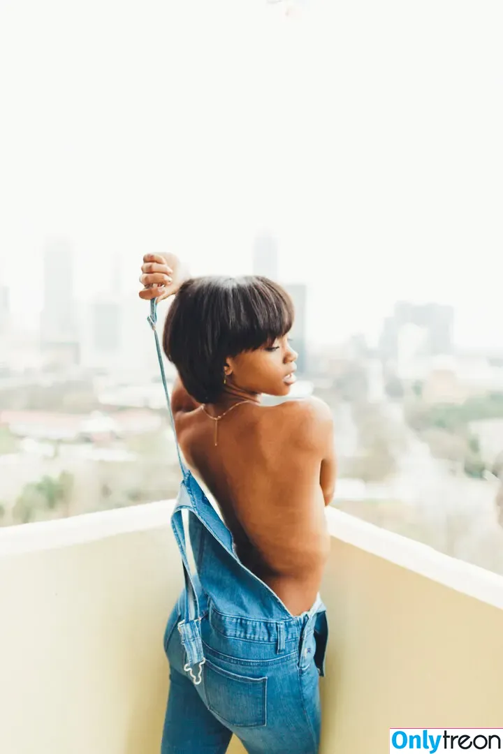 Cierra Vegas nude photo #0017 (CierraVegasXXX / lovecv / reallycierravegas)