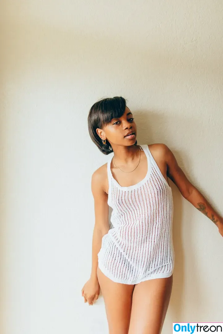 Cierra Vegas nude photo #0022 (CierraVegasXXX / lovecv / reallycierravegas)