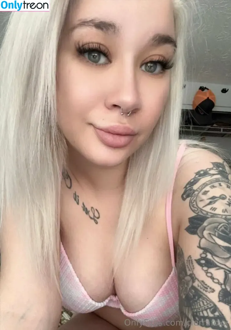 cierrafoxx nude photo #0507 (cierra foxx / ciieraa / thesierrafox)
