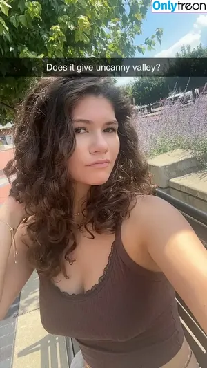 ciggybae / Zendaya lookalike / gypsybaehere / homeskilla_whitnit nude photo #0105