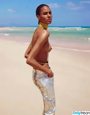 Cindy Bruna / cindybruna nude photo #0008