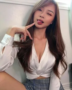 Cindy Phan / Dearcindyphan nude photo #0112