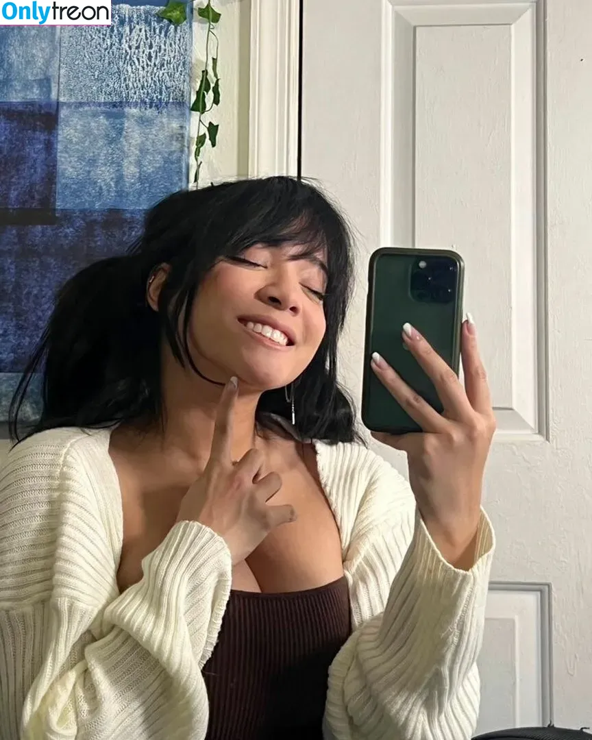 Cinnabrit nude photo #0012 (Cinna / cinnanut)