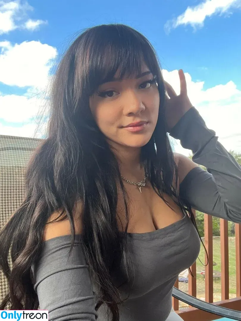 Cinnabrit nude photo #0190 (Cinna / cinnanut)