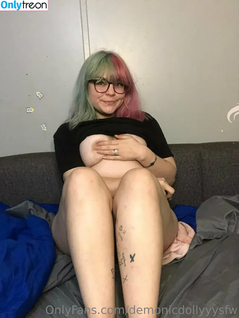 ciricesinssfw nude photo #0011 (ficcew_s)