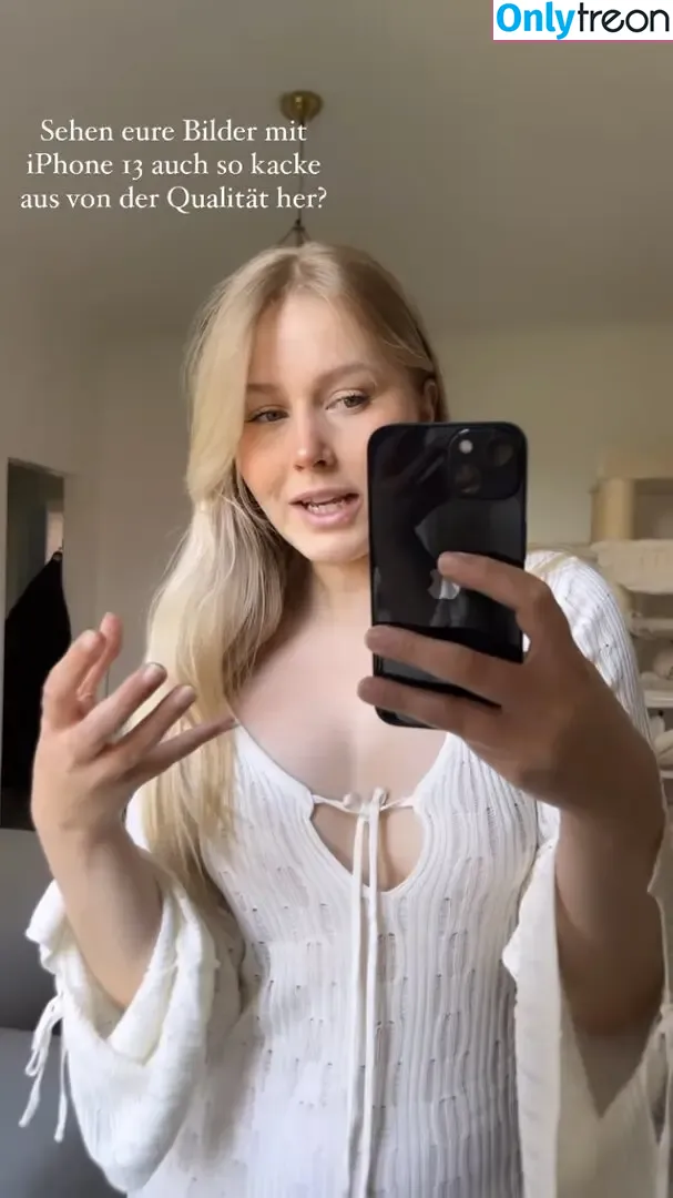 Cirizzle nude photo #0066 (cirizle / cirizzzle)