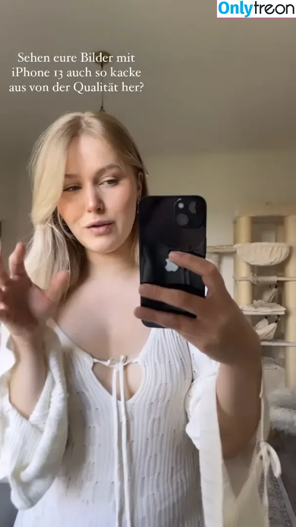 Cirizzle nude photo #0067 (cirizle / cirizzzle)