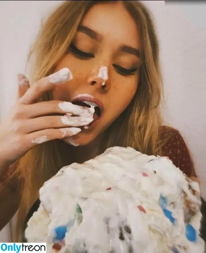 Cirizzle nude photo #0101 (cirizle / cirizzzle)