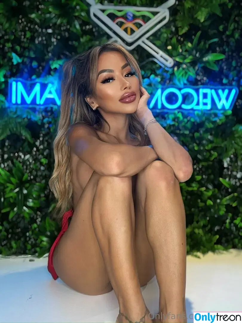 cjmilesfree nude photo #0001 (misscjmiles)