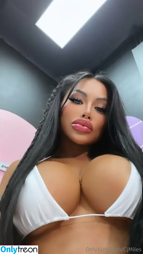 cjmilesfree nude photo #0013 (misscjmiles)