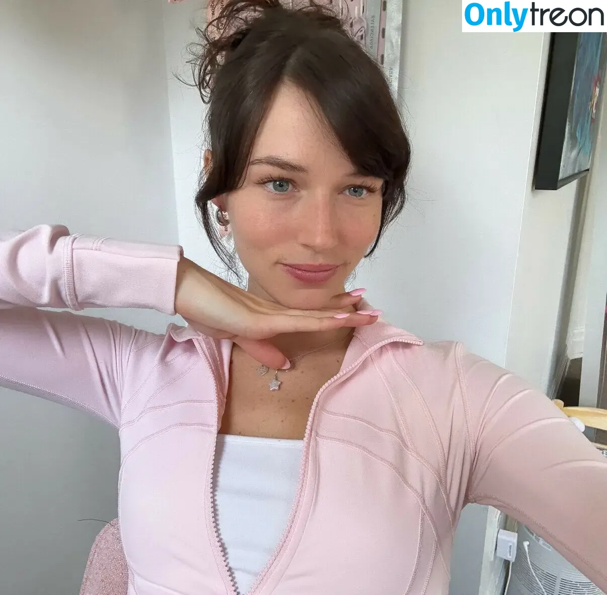 Claire Drake nude photo #0035 (clairedrakee)
