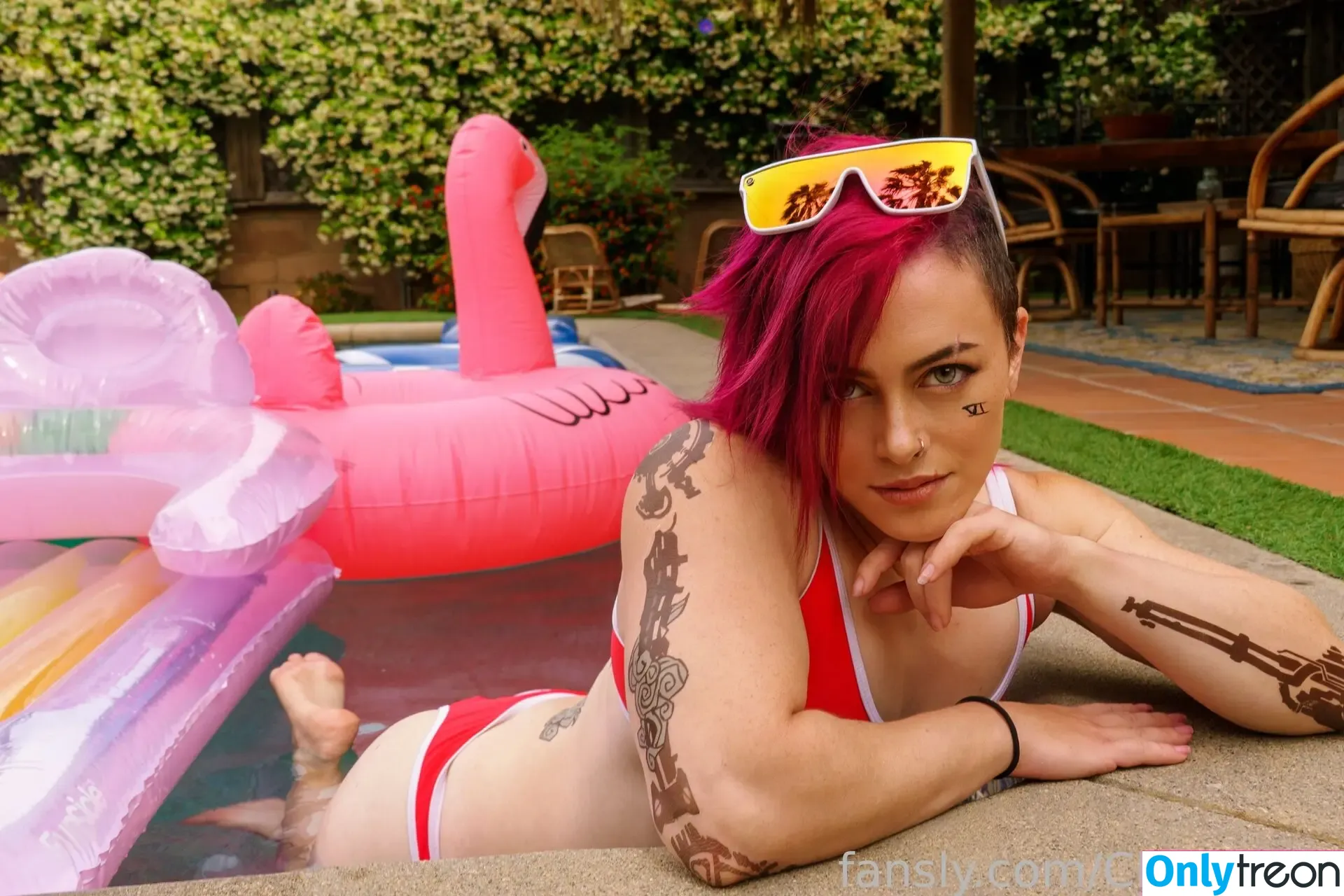 Claire Max nude photo #0642 (ClaireMax / maximumclaire)