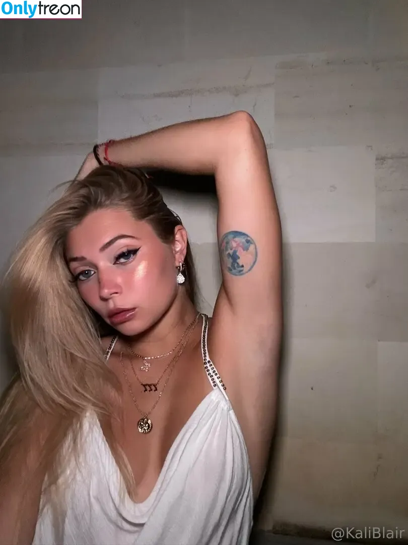 clairethompson nude photo #0013 (clairethomps98)