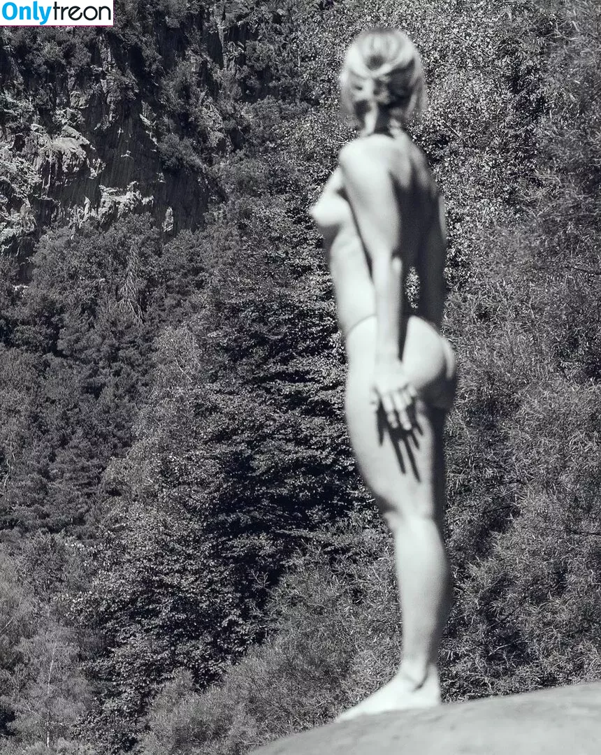 Clara Galle nude photo #0097 (claaragalle)