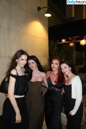 Clara Gomez / Claraatwork / claragomezz nude photo #0075
