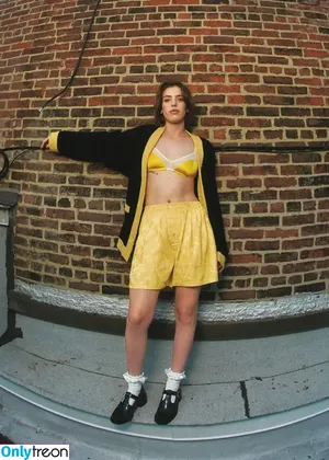 Clara McGregor / claramcgregor nude photo #0064