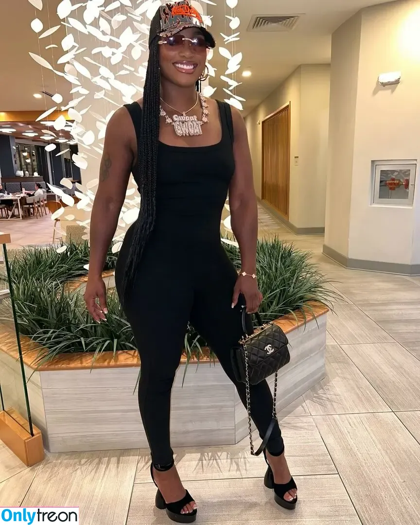 Claressa Shields nude photo #0095 (claressashields)