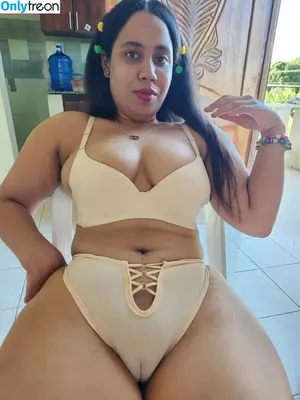  nude photo #0001
