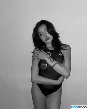 Claudia Dorelfi / claudia.dorelfii nude photo #0007
