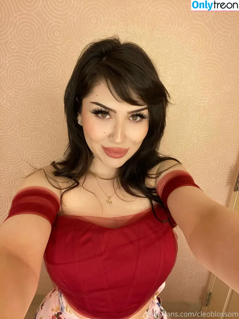 cleoblossom nude photo #0108 (cleoblossomTV / notcleoblossom)