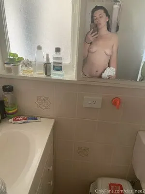 nude photo #0020
