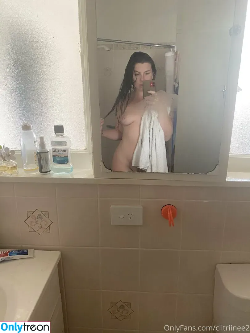 clitriinee2 nude photo #0018 (clitriinee2)
