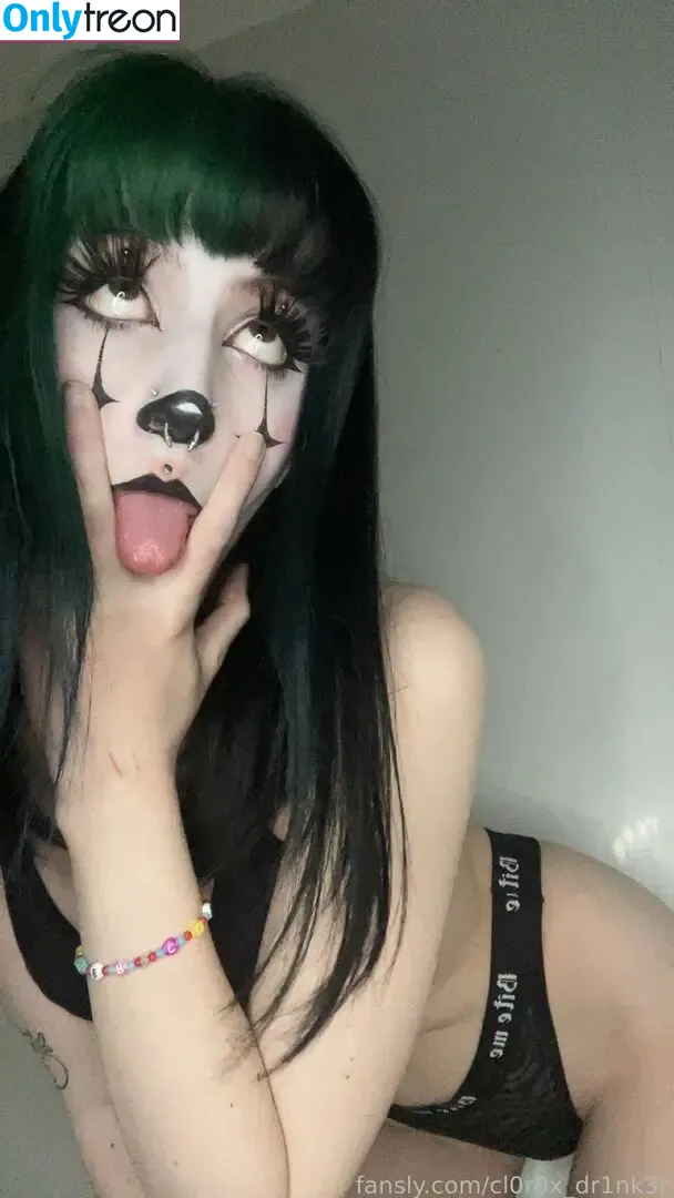 Clown Girls nude photo #0252 (cyberclowngirlsshow / h0rrorwh0re)