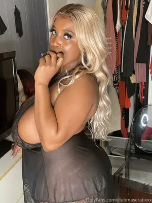 clubmaseratixxx / officialclubmasi_ nude photo #0137