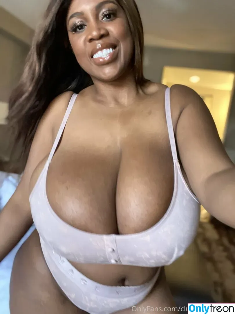 clubmaseratixxx nude photo #0030 (officialclubmasi_)