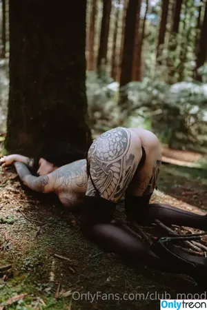 clubmood / clubmoodvibes nude photo #0016