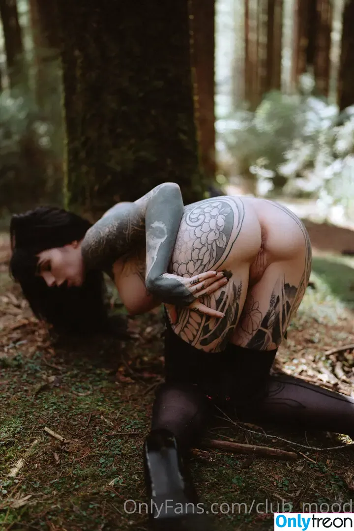 clubmood nude photo #0021 (clubmoodvibes)