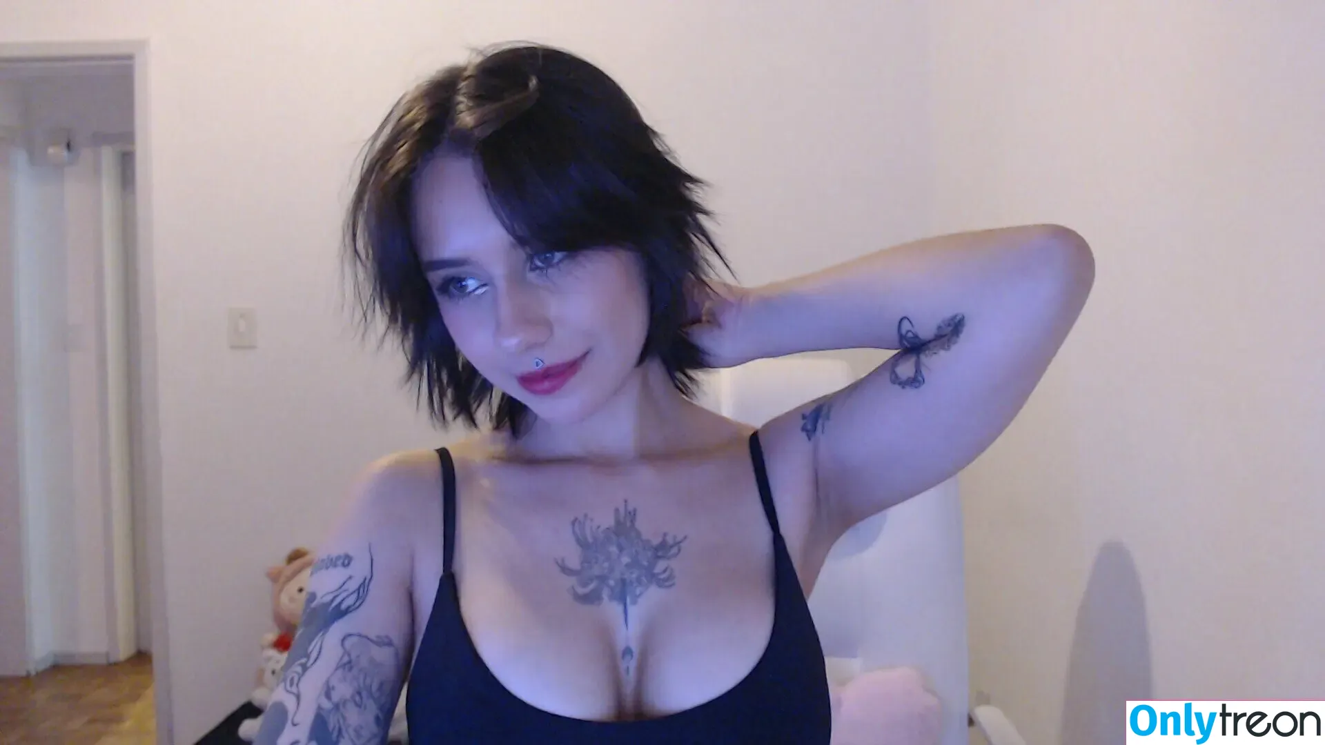 cmiiufree nude photo #0010 (cmiiu)