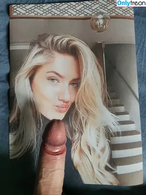 Cock Tributes / princessleoonie nude photo #0063