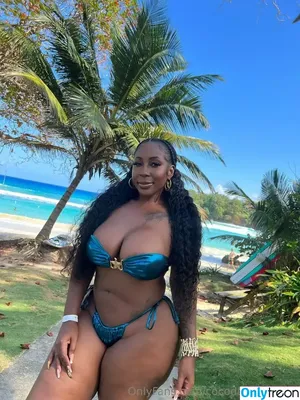 cocodethickfreee / ky_baackk nude photo #0072