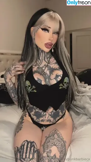 coffinshortyerikakay / coffinshorty nude photo #0001