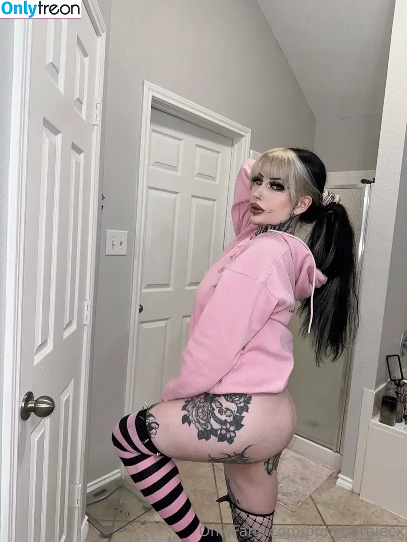 coffinshortyerikakay nude photo #0026 (coffinshorty)