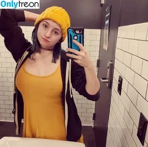CoinLaundryLoser / coinlaundrycam nude photo #0014