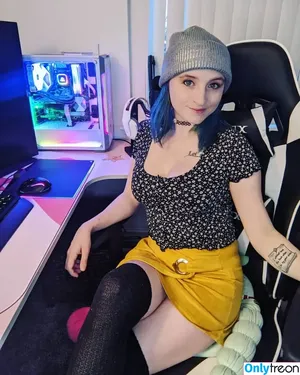 CoinLaundryLoser / coinlaundrycam nude photo #0031