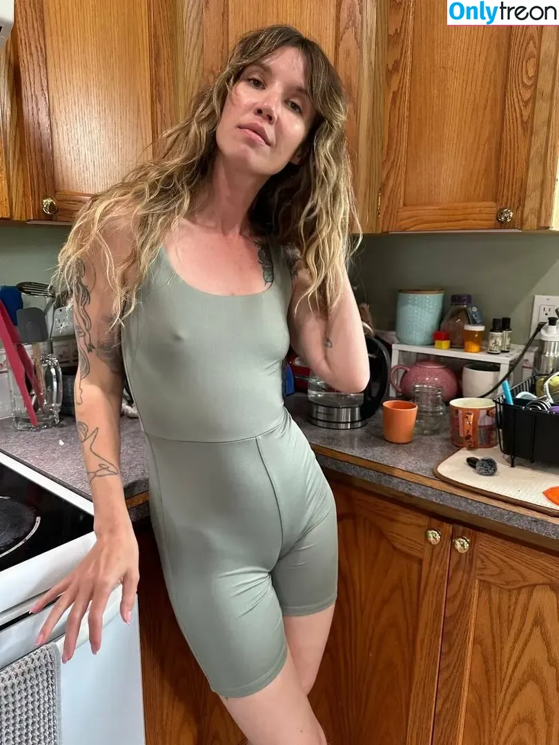 colbybea nude photo #0482 (colbybea)