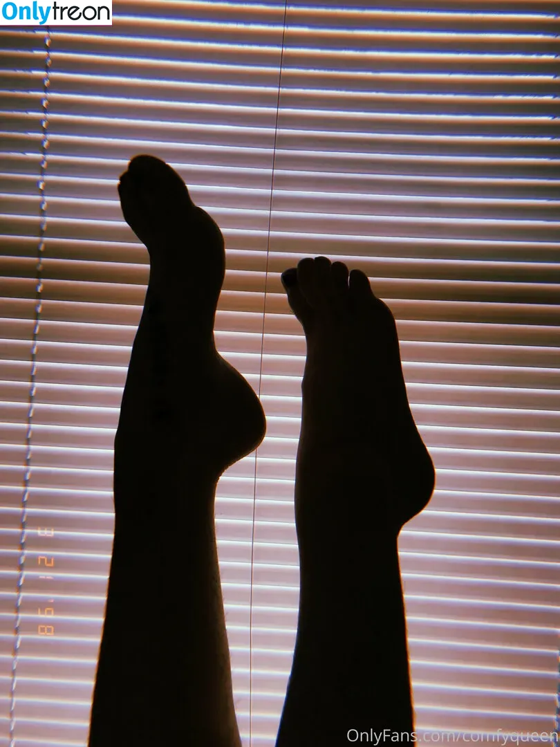comfyqueen nude photo #0064 (cuf_comfy_queen)