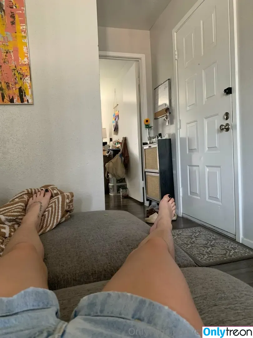 comfyqueen nude photo #0234 (cuf_comfy_queen)