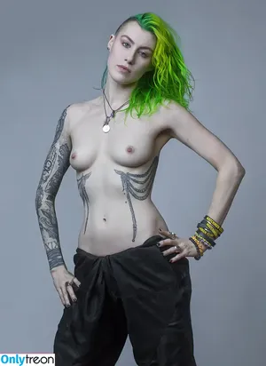 Comicbookgirl19 / DanikaXIX / pirateflagnislandgirl nude photo #0038