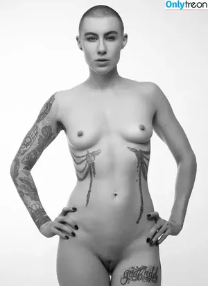 Comicbookgirl19 / DanikaXIX / pirateflagnislandgirl nude photo #0095