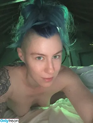 Comicbookgirl19 / DanikaXIX / pirateflagnislandgirl nude photo #0136